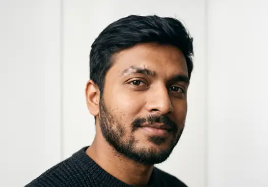 People with beard, moustache, or eyebrow hair gaps